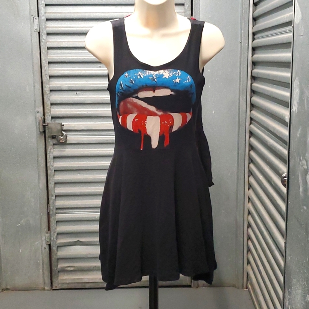 Junior's Small Black Dress